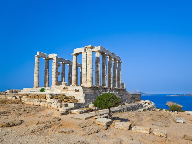 Best Time to Visit Greece | On The Go Tours