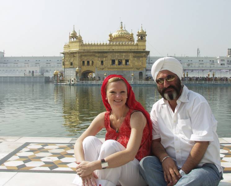 2 night Golden Amritsar golden temple amritsar at night. 2 night Golden Amritsar