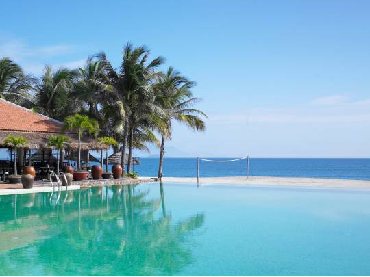 Vietnam Encompassed - 17 Days