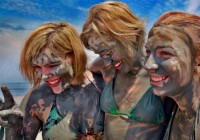 3 girls at the Boryeong Mud Festival