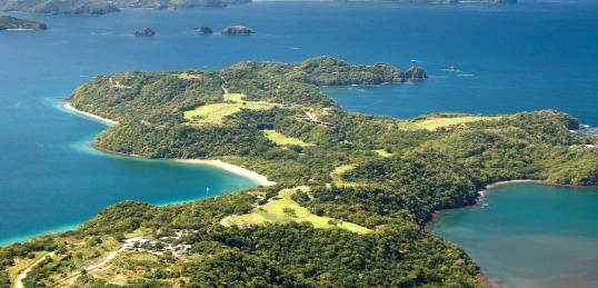 Costa Rica spans two oceans - visit both on our Costa Rica Coast to Coast Private Tour