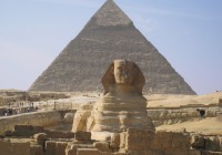 The Squinx and pyramid at the Giza Plateau - Cairo