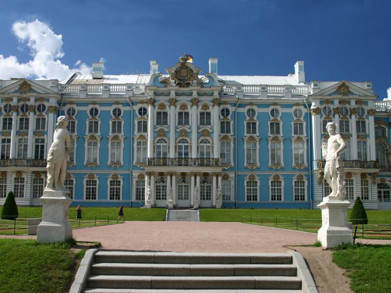 Royal Palace Russian 36