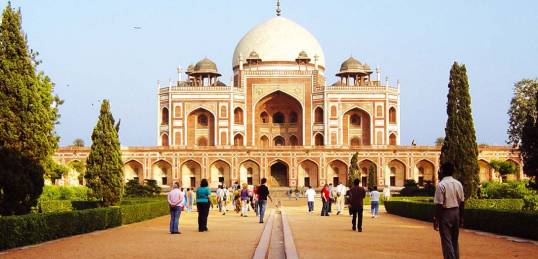 The impressive Red Fort in Delhi
