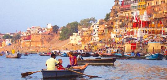 A couple in a boat to Varanasi