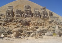 The ruins at the peak of Mount Nemrut
