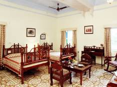 Laxmi Vilas Palace bedroom in Baratpur