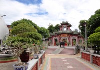 Charming Hoi An - a shopper%u2019s paradise and halfway through most of our Vietnam Tours.