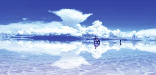 The stunning mirror like reflection of the Uyuni Salt flats in Bolivia