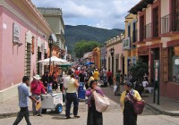 Street life in San Cristobal de la Casas - Photo courtesy of Glawster