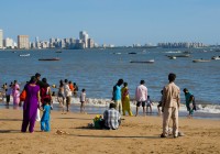 Locals frequently flock to the beaches in Mumbai.