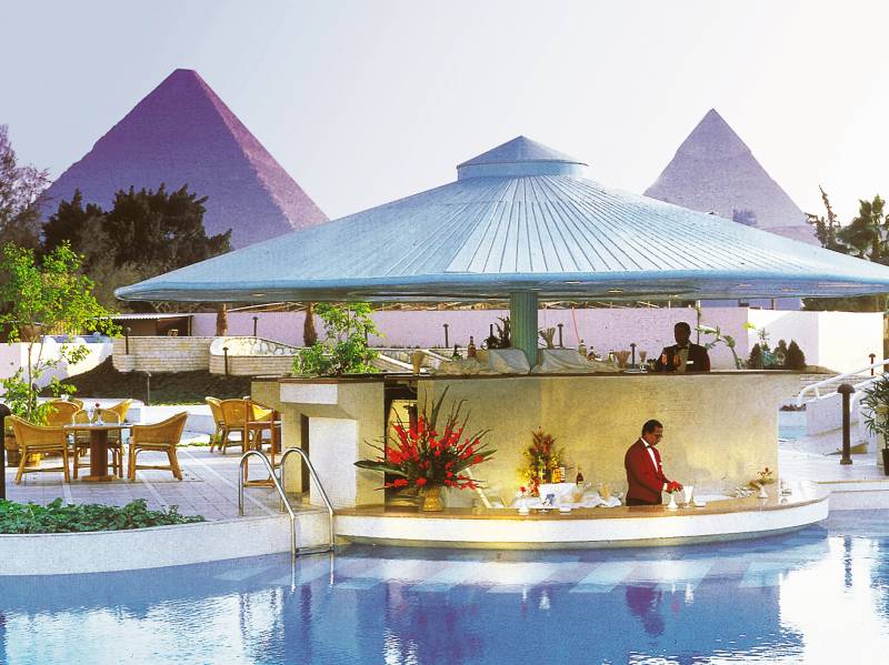 Pyramid Hotel