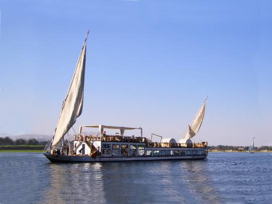 Cairo - Pyramids & Sphinx at Giza Plateau, Necropolis of Saqqara, Khan el Khalili Bazaar, Egyptian Museum, Luxor - Valley of the Kings, Valley of the Queens, Colossi of Memnon and Temple of Queen Hatshepsut
, Luxor - Temple of Karnak and Luxor Temple, Dahabeya Nile cruising - islands en route, Kom Ombo - Temple of Kom Ombo, Edfu - Temple of Horus, Aswan - High Dam, Philae Temple, River Nile