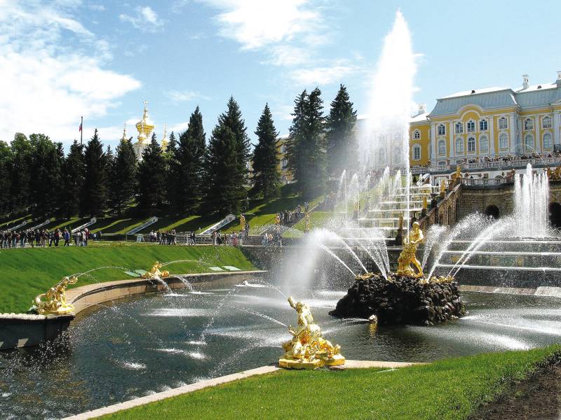 StPetesPukkaPassBoltOnsRussia-5046124283