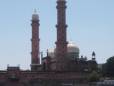 Taj-ul-Masjid Mosque in Bhopal. Photo credit to tjollans.