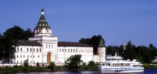 Ipatiev Monastery in Kostroma, on the banks of the Volga River