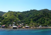 Beautiful coastline of Roatan Island in Honduras - one of the most beautiful parts of our tours in C