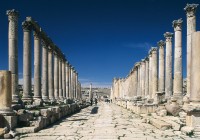The collonnaded street in the roman ruins of Jerash