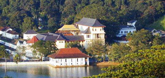 Kandy Lake