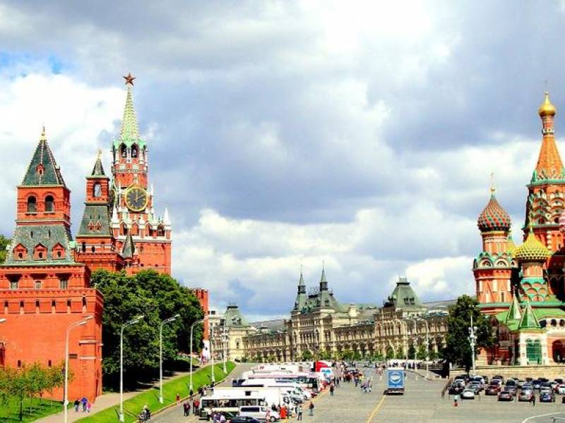Private Tour of Red Square and the Kremlin | On The Go Tours | IN
