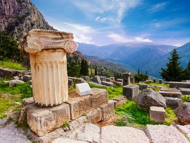 <span>Day 4</span>Meteora & Thermopylae