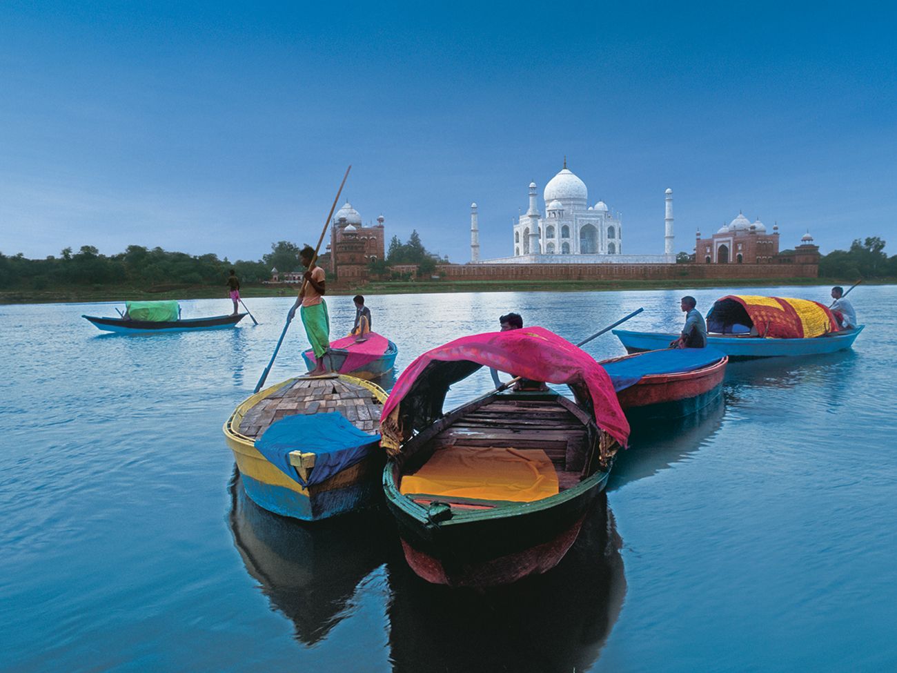 GAdventures