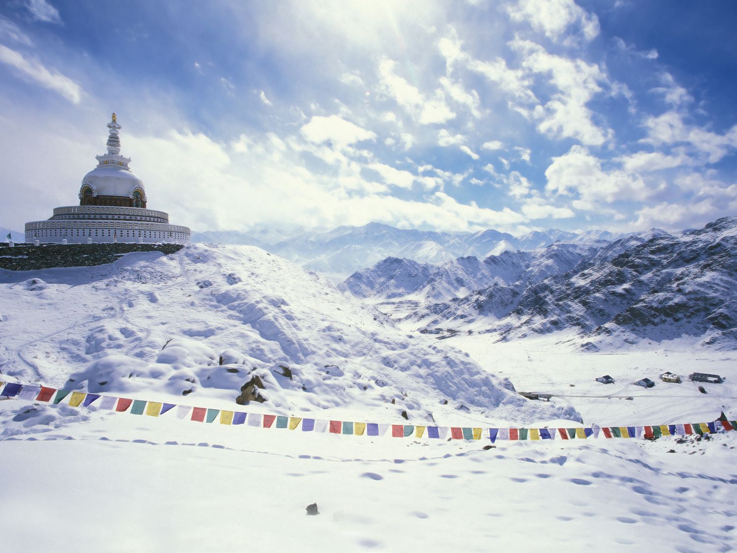 GAdventures