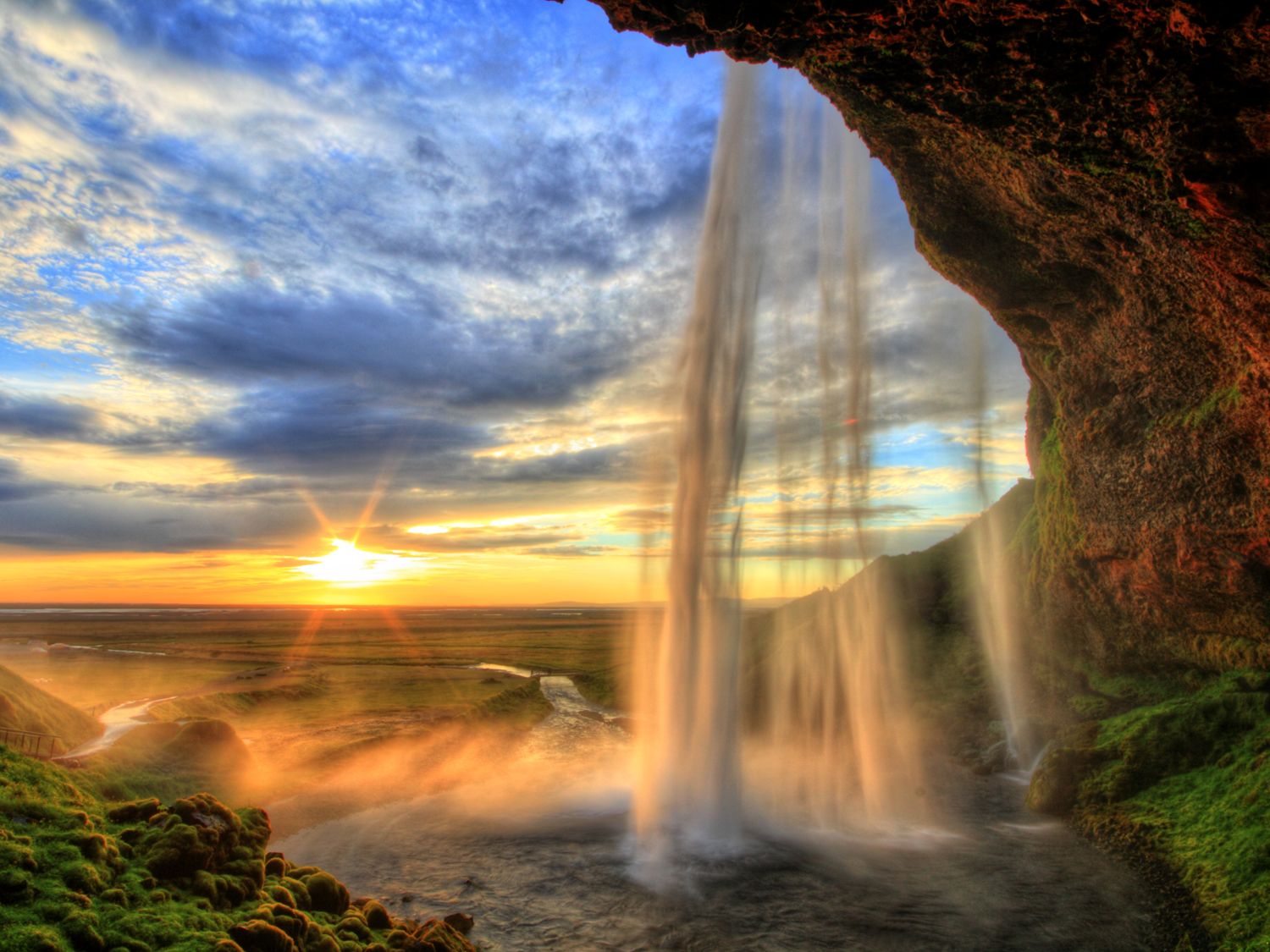 GAdventures
