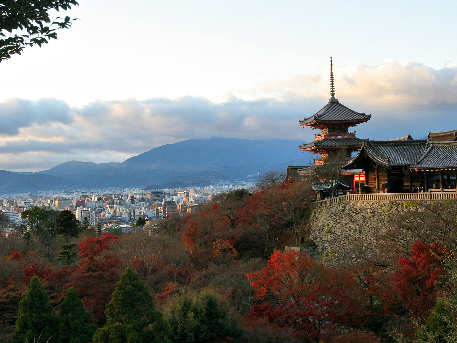 GAdventures