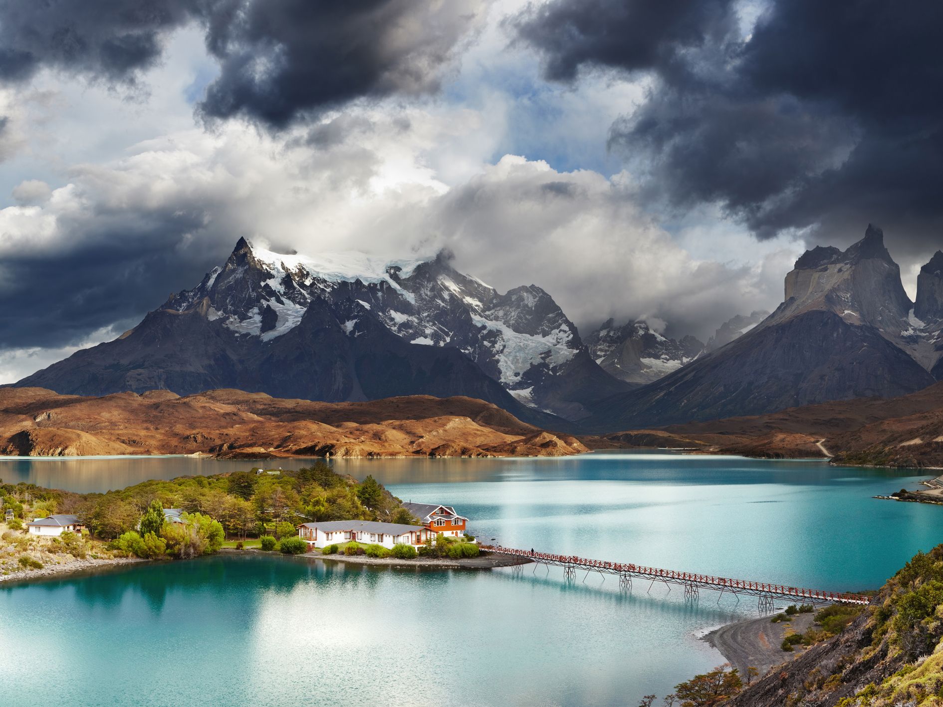 GAdventures
