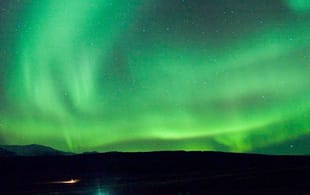 Northern-Lights-Scene