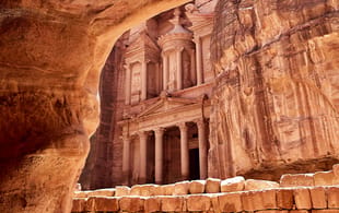 Petra Treasury - Jordan Tours - On The Go Tours copy