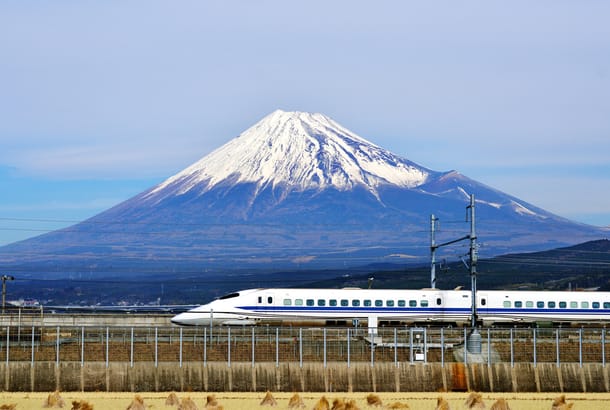Bullet-Train-And-Mount-Fuji-Japan-Tours-On-The-Go-Tours