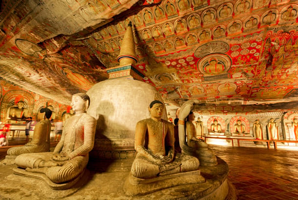 Cave temple interior at Dambulla
