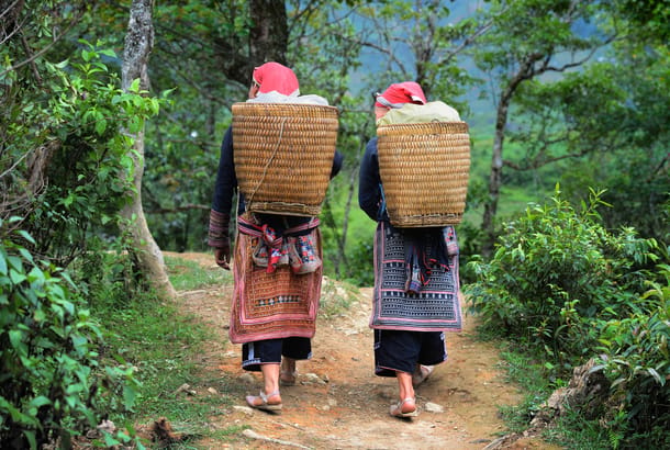 Hmong women on their way back to their village - On the Go Tours