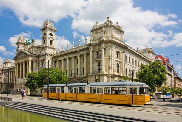 Hungary - public transports - Top Travel Tips - On The Go Tours