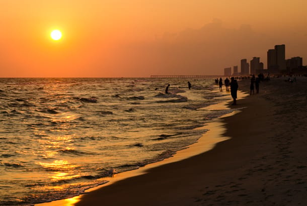 Panama City sunset - Best Time to Visit - On The Go Tours