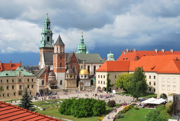Poland - Wawel castle in Krakow - Top Travel Tips - On The Go Tours