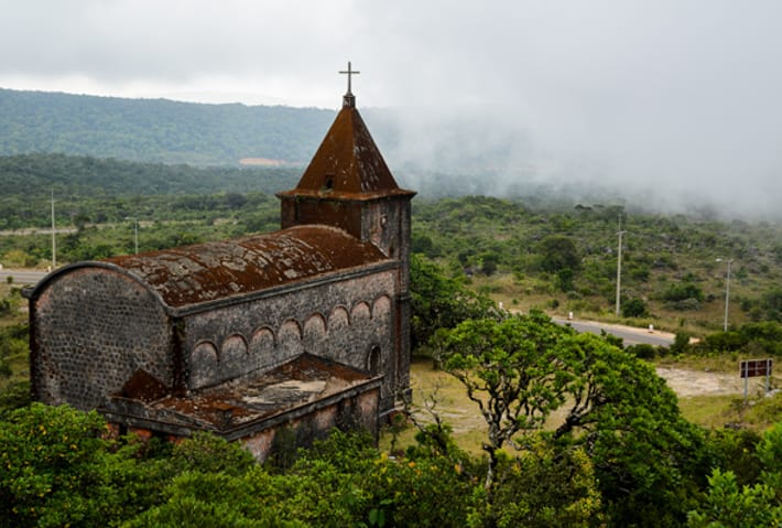 Kampot - rusty French church in Bokor National Park - Highlight image