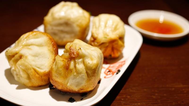 Authentic Local Food Tour in Central Shanghai