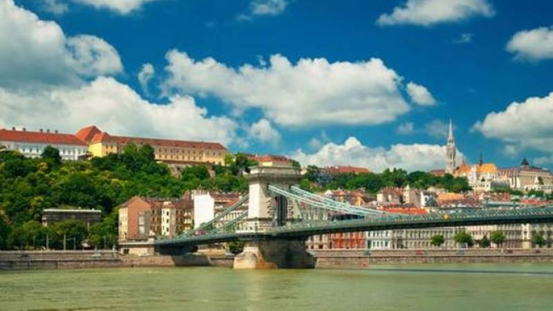 Budapest Parliament Visit and 3-hour City Tour