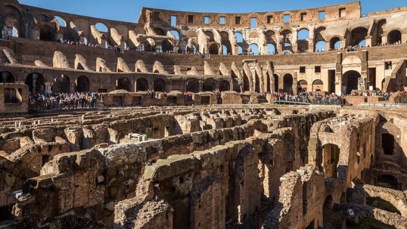 Colosseum Underground with Arena Floor Access & Roman Forum Guided Tour