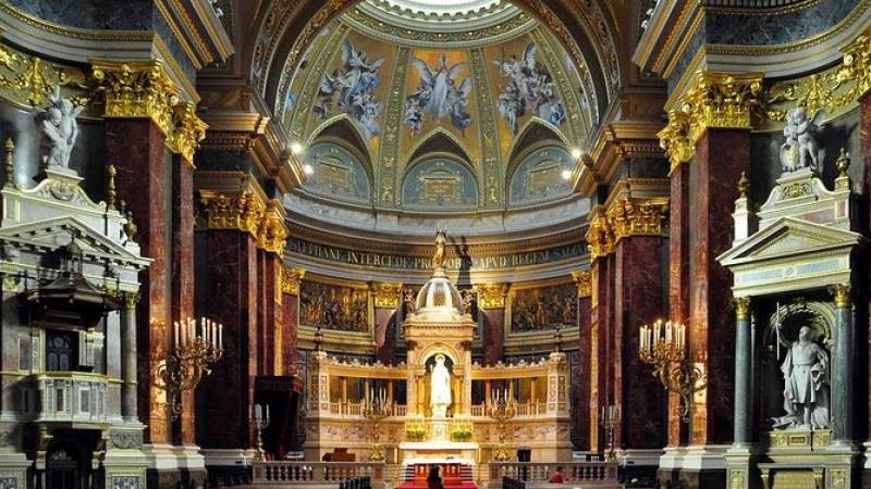 Organ Concert in the St. Stephen Basilica with Danube Cruise