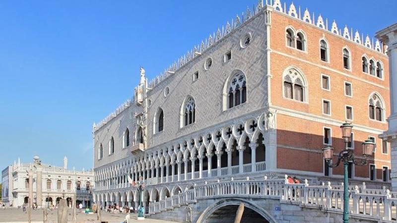 Venice Super Saver: Skip-the-Line Doge's Palace and St Mark’s Basilica Tours plus Venice Walking Tour