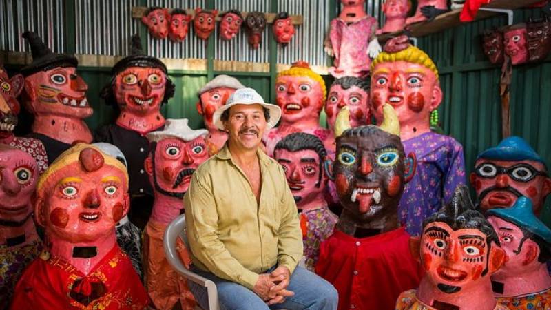 Lonely Planet Experiences: San Jose Tapas, Traditional Masks and Escazu Visit