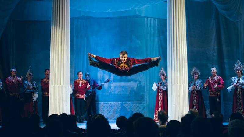 Russian Folk-Show at Nikolayevsky Palace