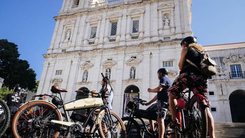 Lisbon Hills Electric Bike Guided Tour