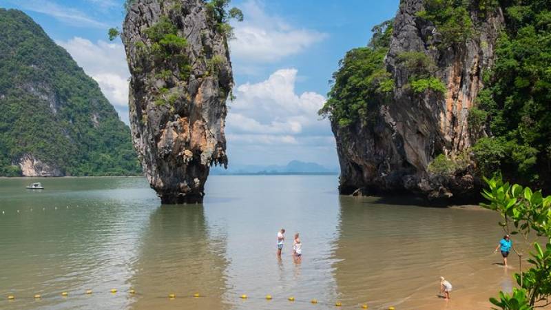 John Gray's Hong by Starlight with Sea Cave Kayaking and Loy Krathong Floating