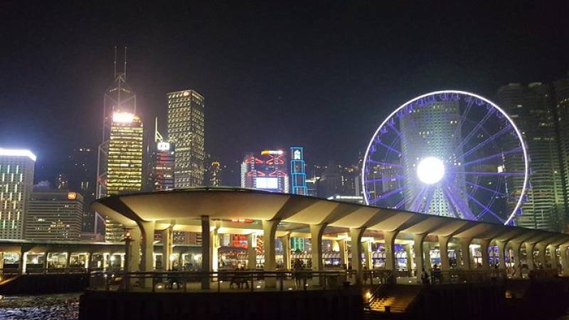 Hong Kong Harbor Night Cruise and Dinner at Victoria Peak