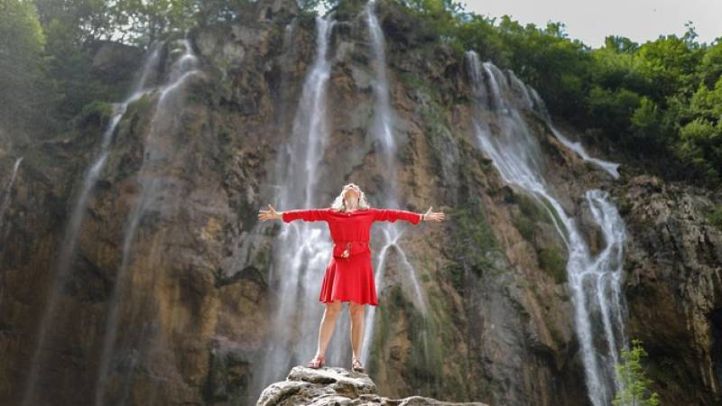 Plitvice Lakes N.P. Bus Tour from Zadar with skip-the-line
